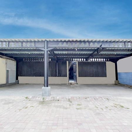 Spot On 93245 Guest House Mulia Dua Syariah Klaten Bagian luar foto