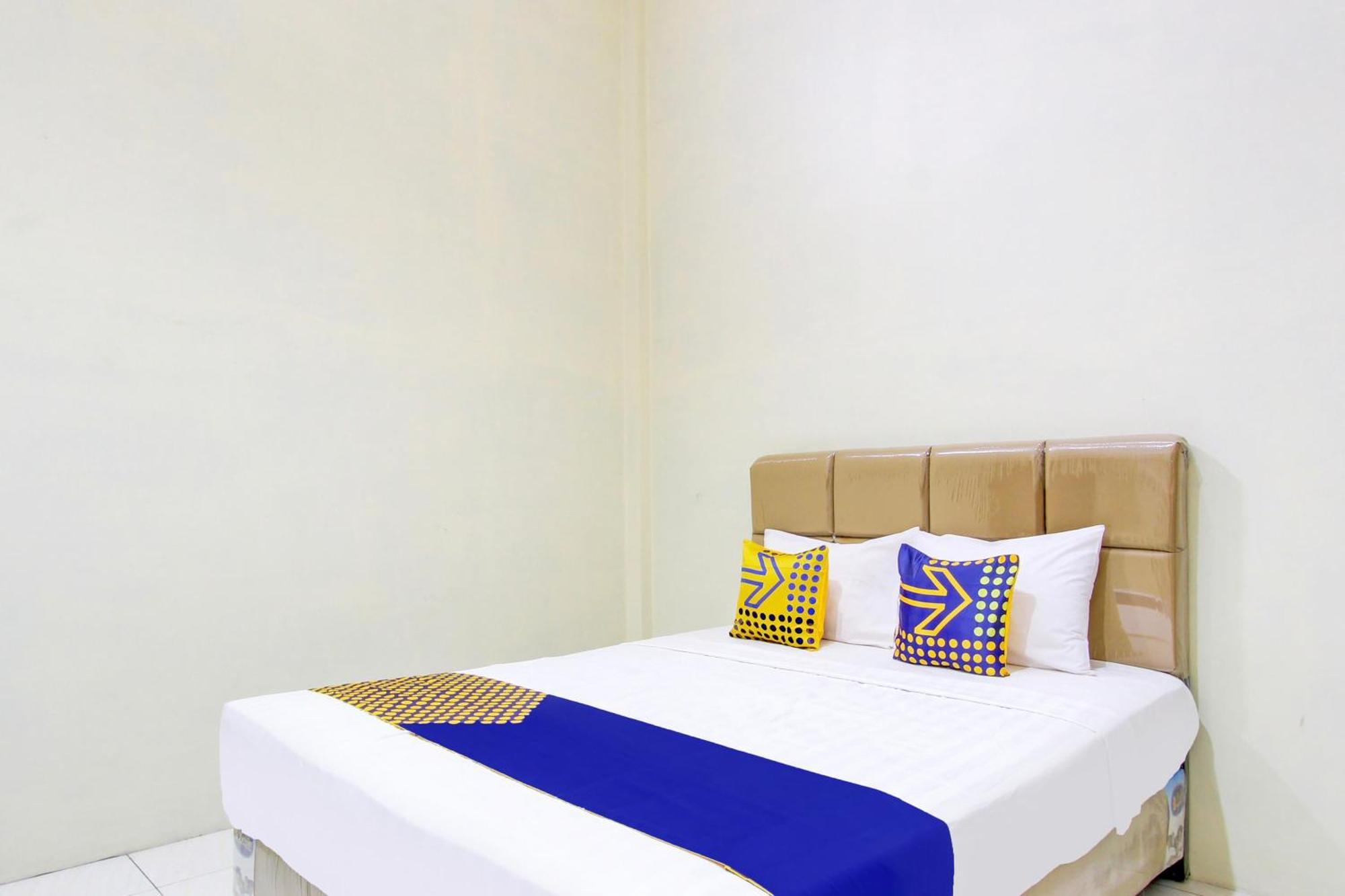 Spot On 93245 Guest House Mulia Dua Syariah Klaten Bagian luar foto